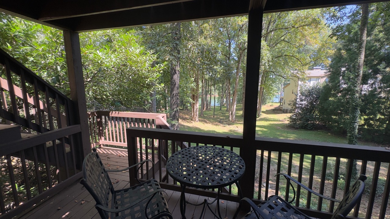 Photo of Patio Balcony in Dawsonville