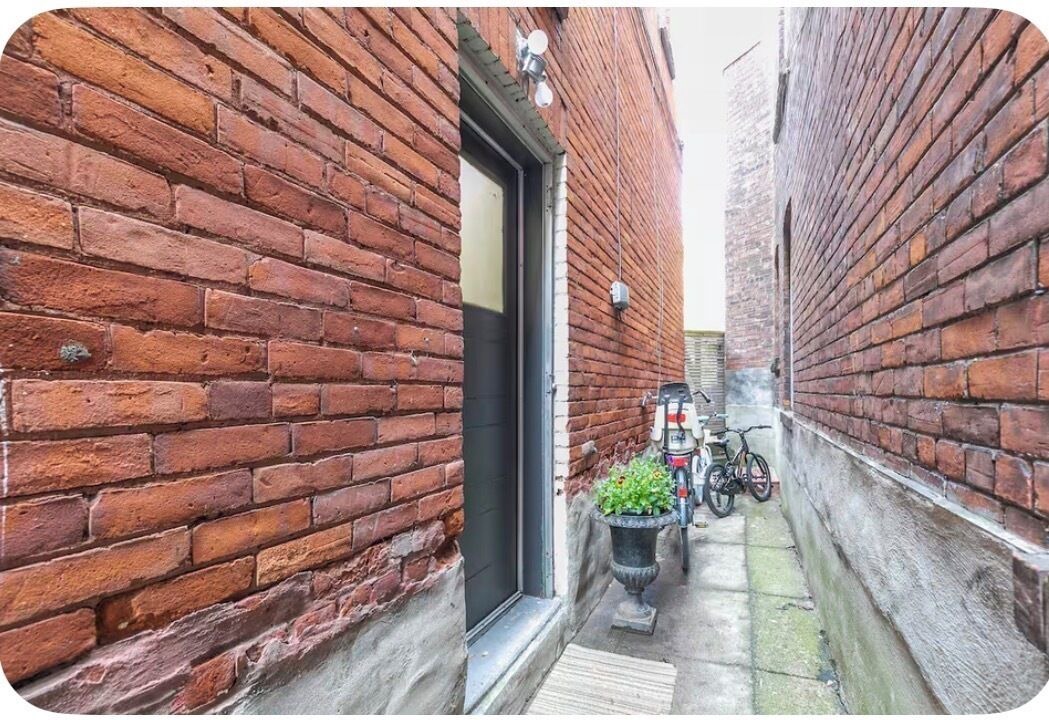 Photo of Outdoor in Parkdale