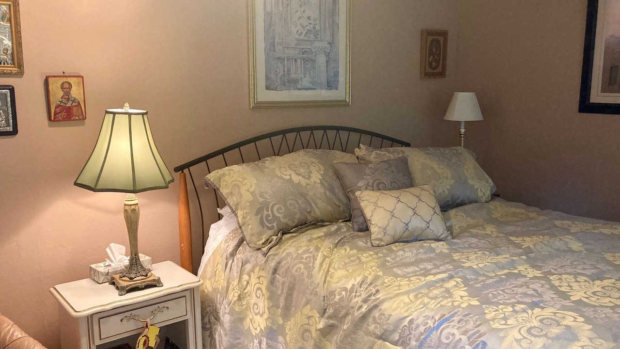 Photo of Bedroom in Inglewood-Finn Hill