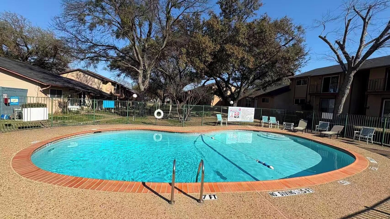 Photo of Outdoor in Garland