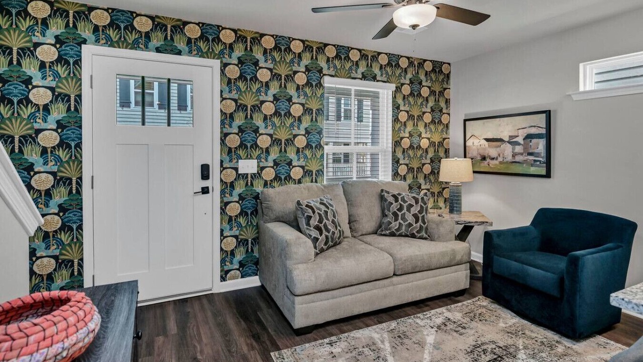 Photo of Livingroom in University Hill