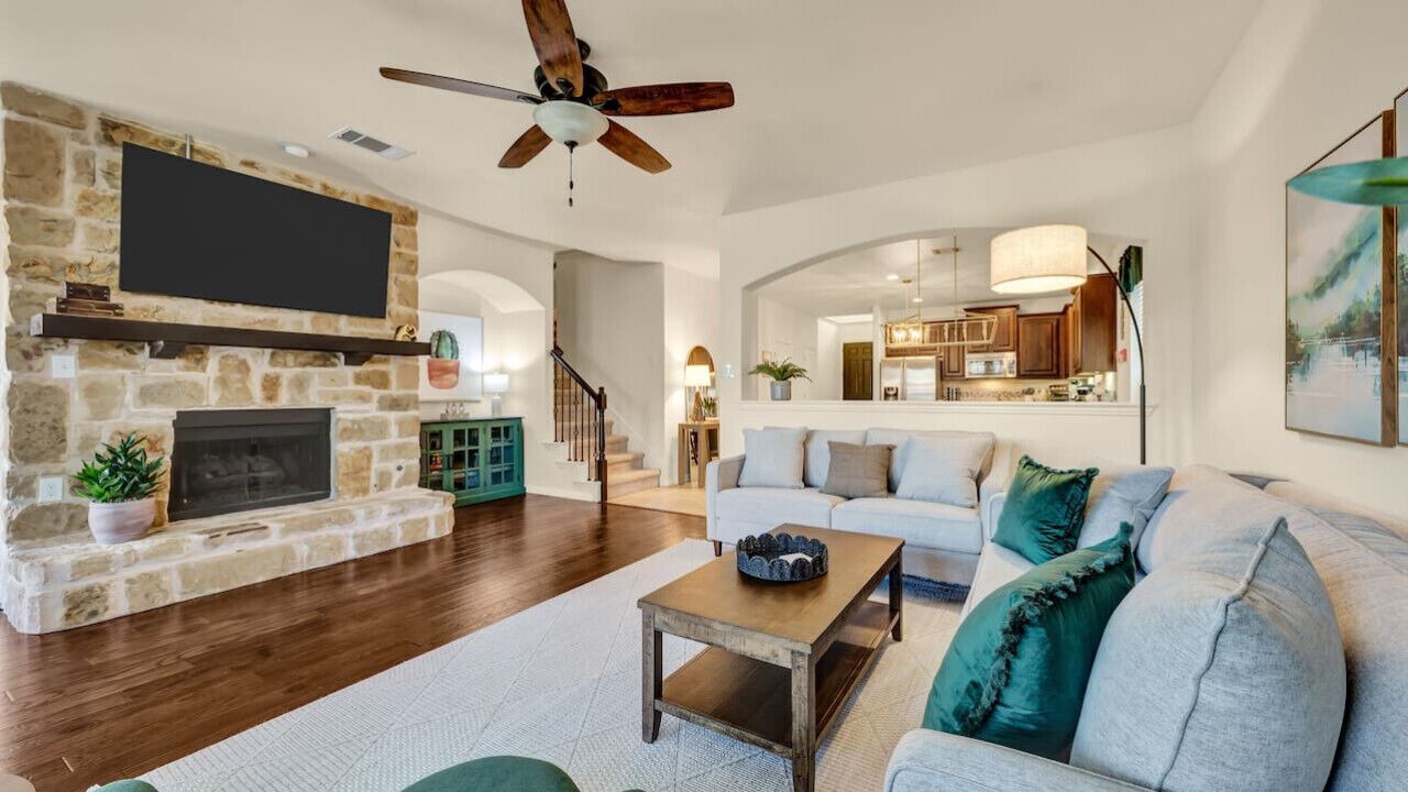 Photo of Livingroom in Little Elm