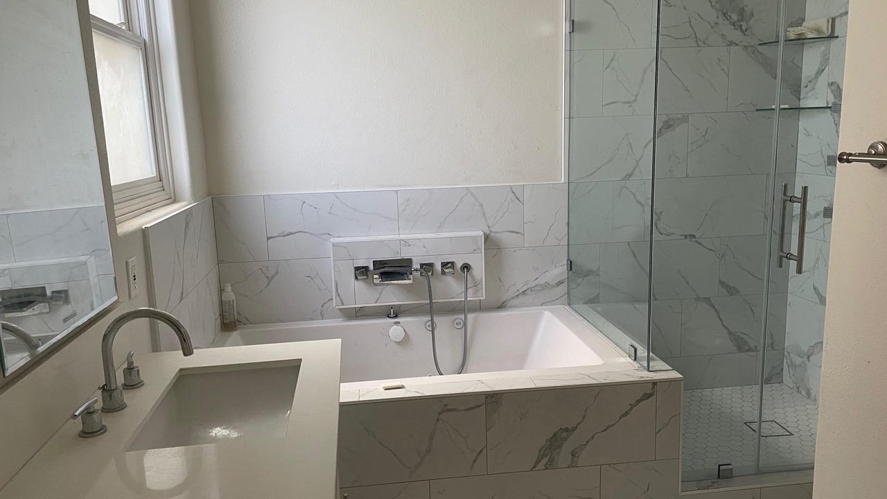 Photo of Bathroom in Alamitos Beach
