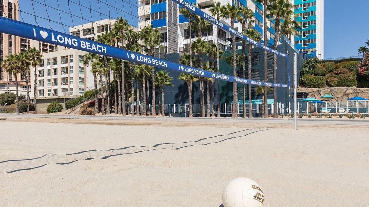 Photo of Others in Alamitos Beach