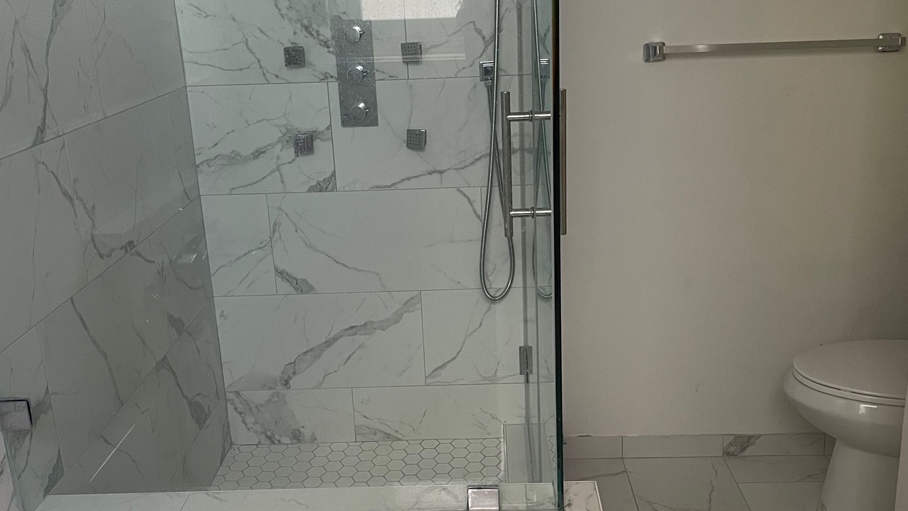Photo of Bathroom in Alamitos Beach