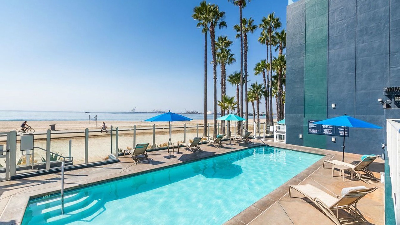 Photo of Outdoor in Alamitos Beach