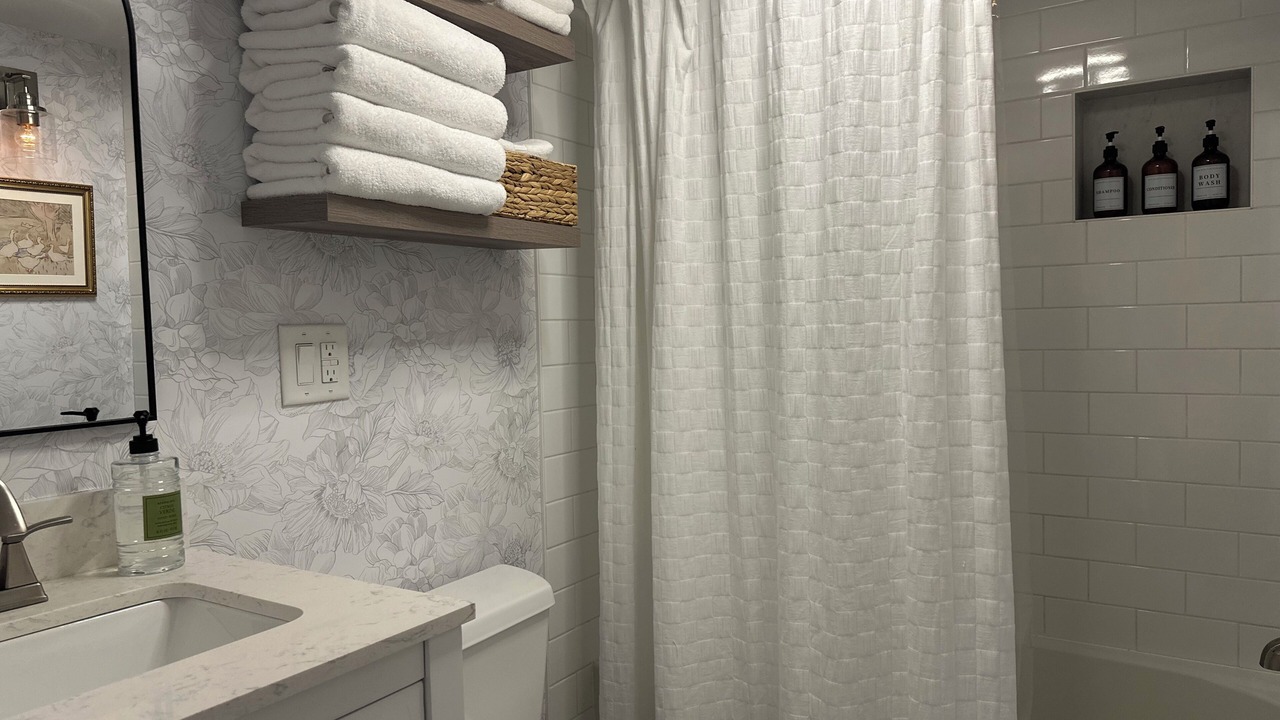Photo of Bathroom in Utica