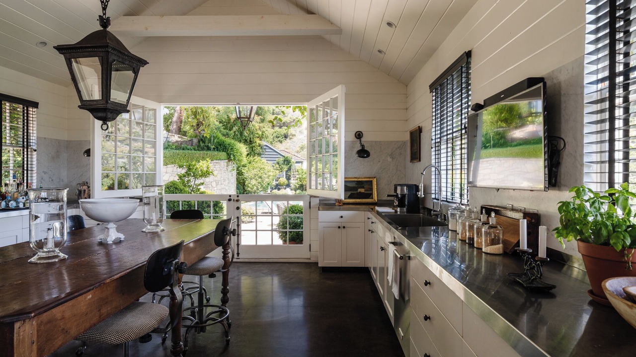 Photo of Kitchen in Hollywood Hills