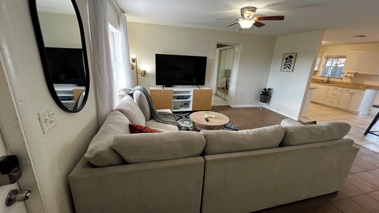 Photo of Livingroom in Palm Beach Gardens