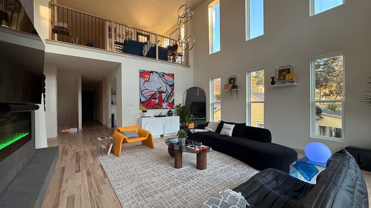 Photo of Livingroom in Cedar Crest