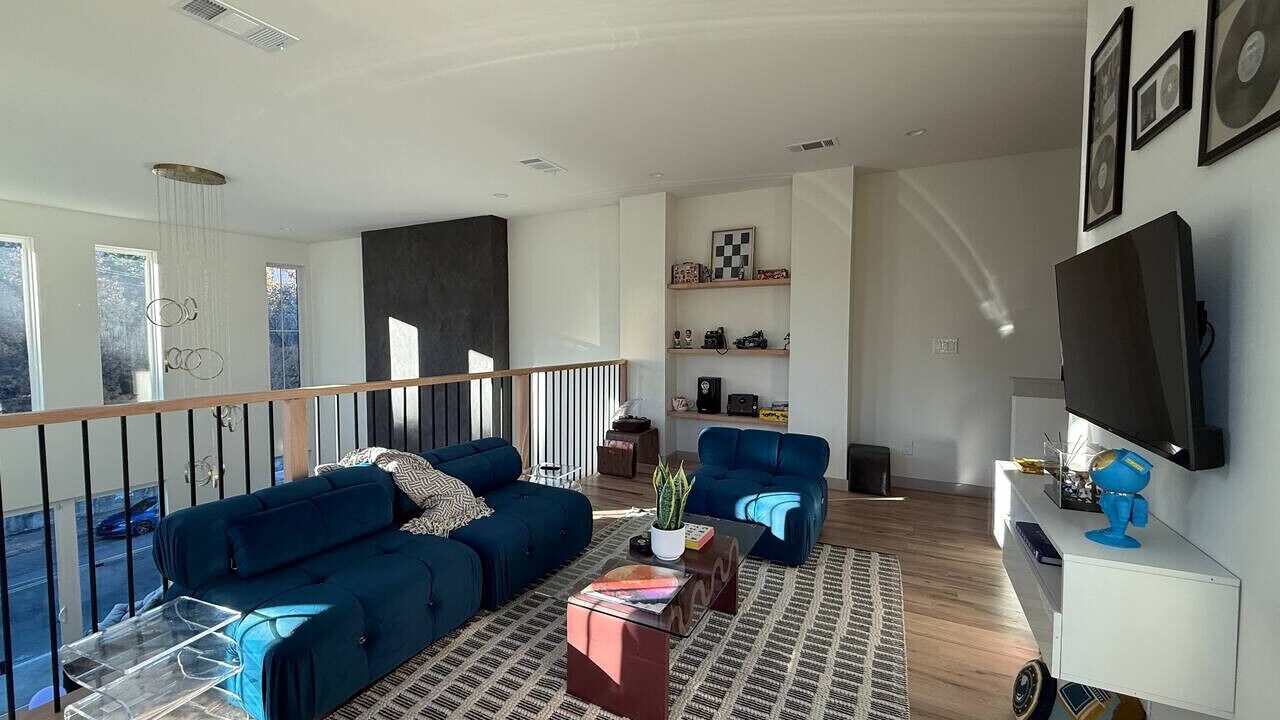 Photo of Livingroom in Cedar Crest