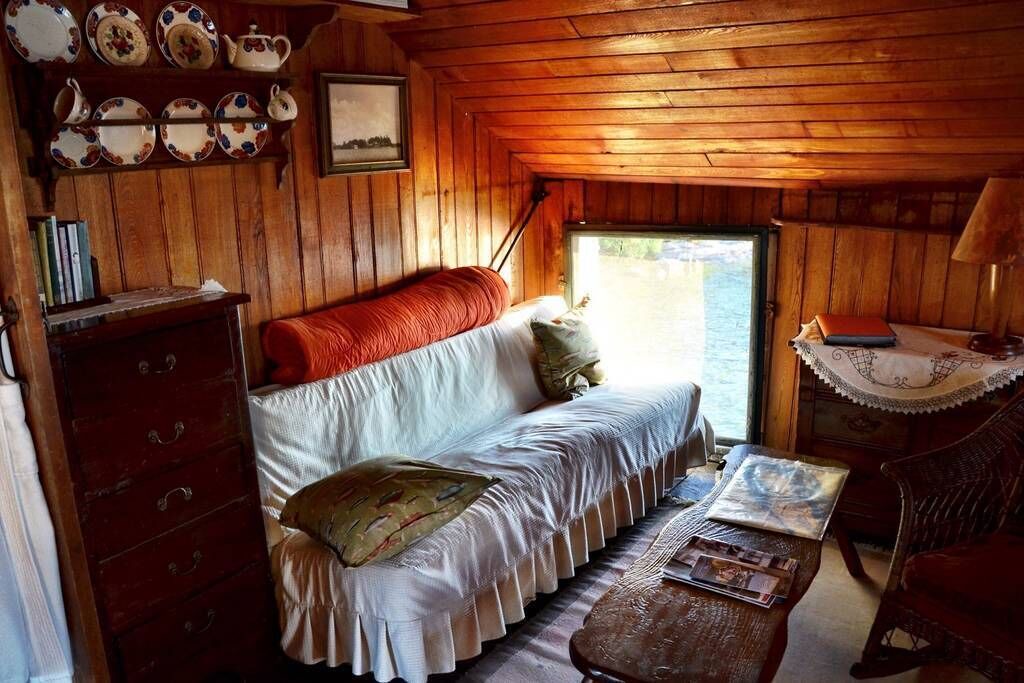 Photo of Livingroom in Fishers Landing
