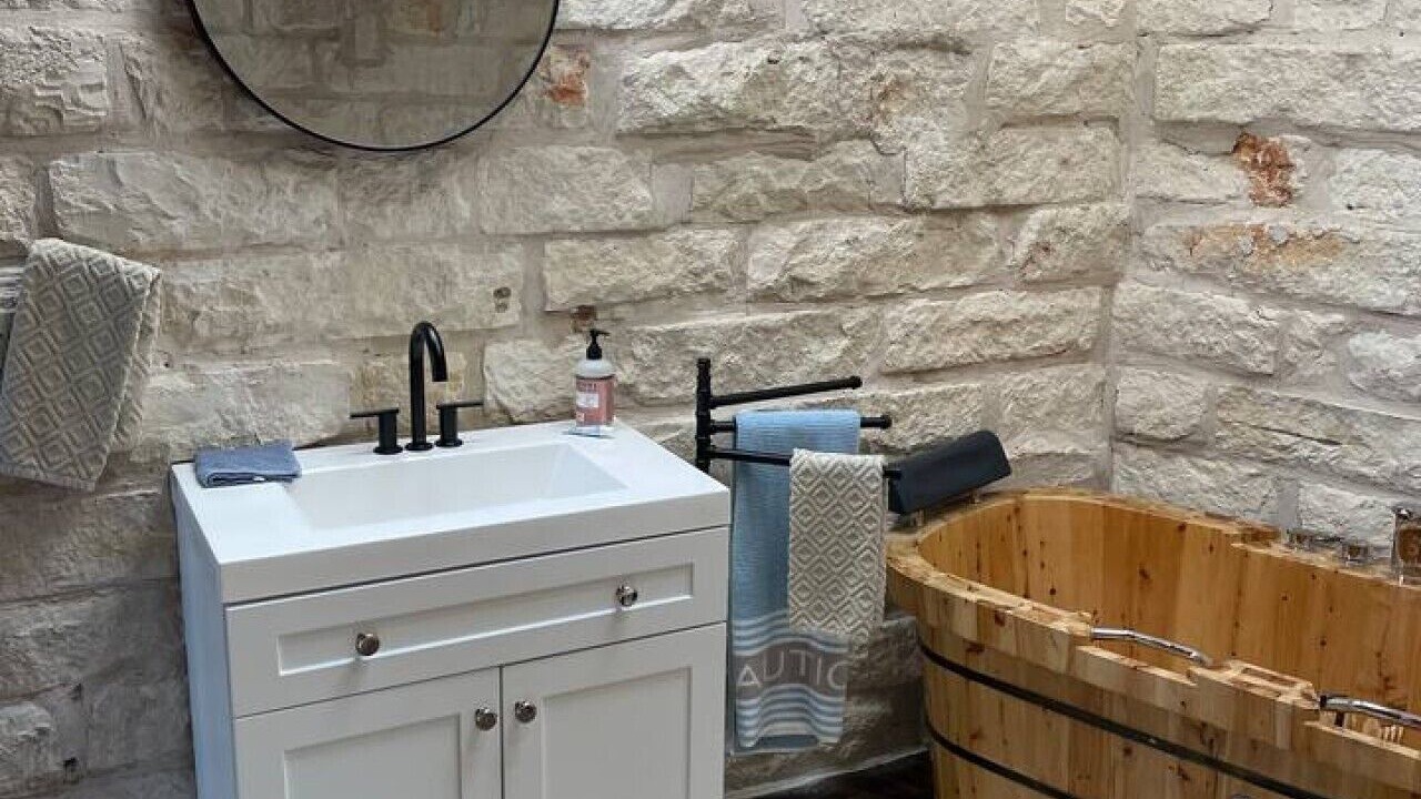 Photo of Bathroom in Buda