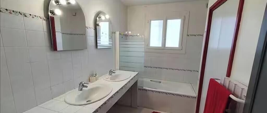 Photo of Bathroom in Plaisance-du-Touch