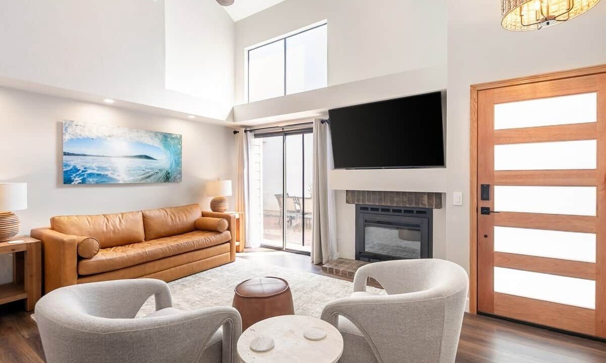Photo of Livingroom in Aviara