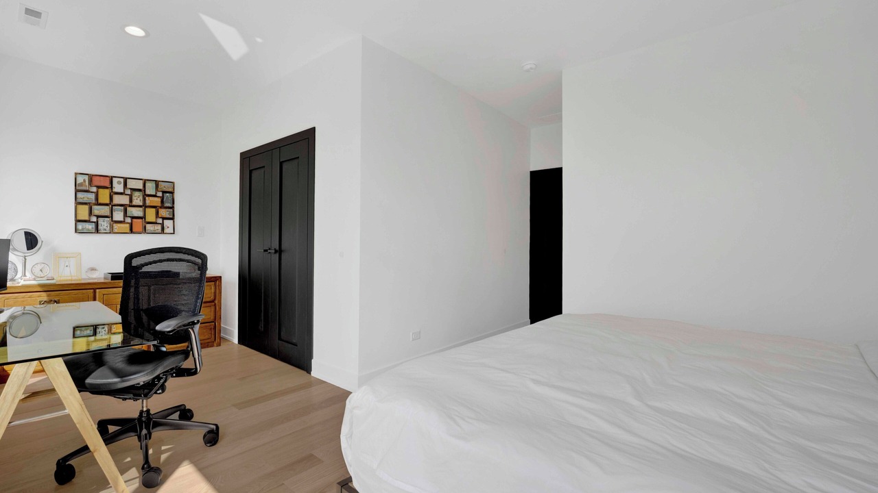 Photo of Bedroom in West Town