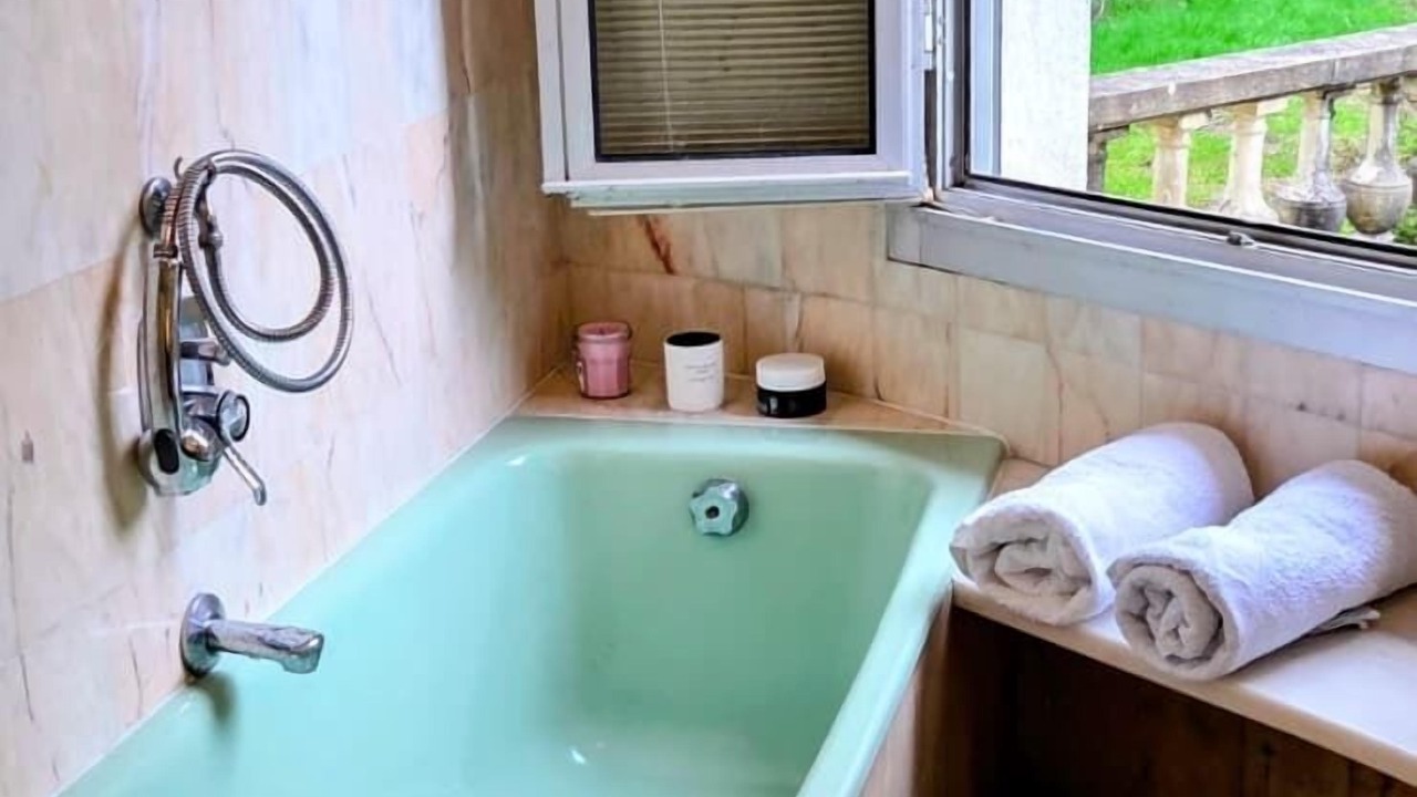 Photo of Bathroom in Avrille