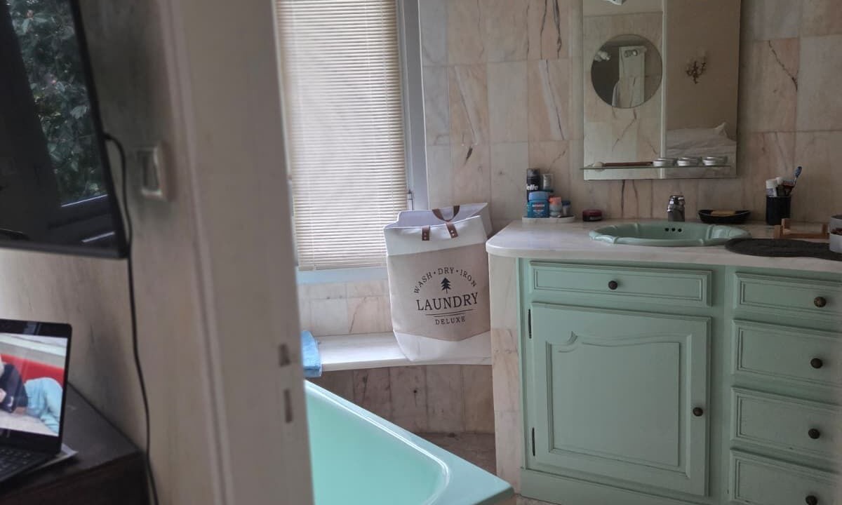 Photo of Bathroom in Avrille
