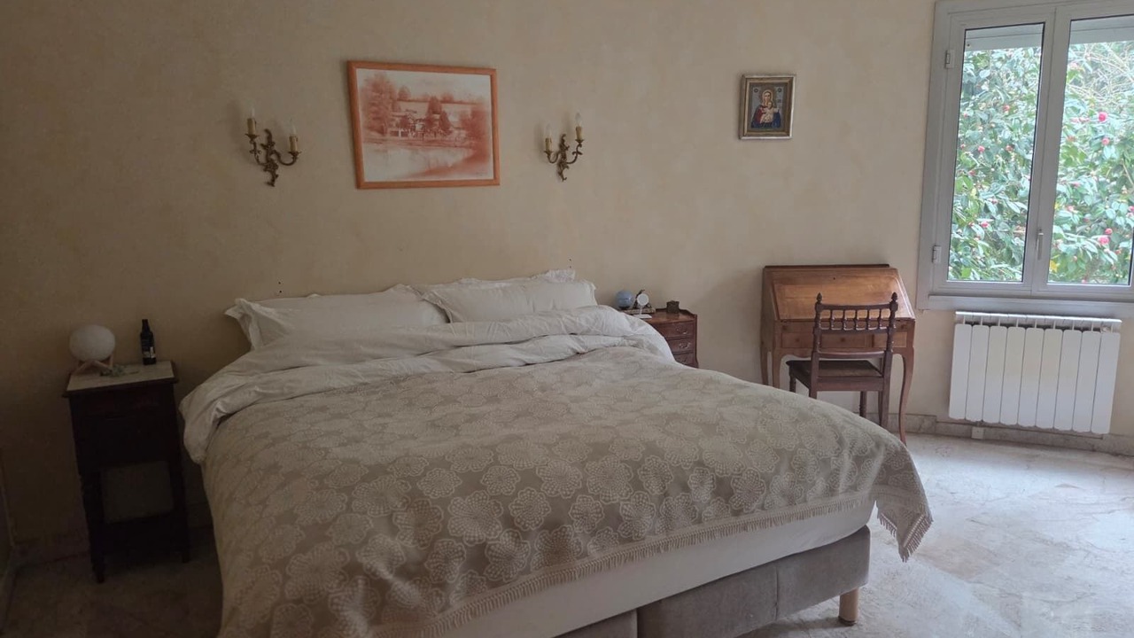 Photo of Bedroom in Avrille