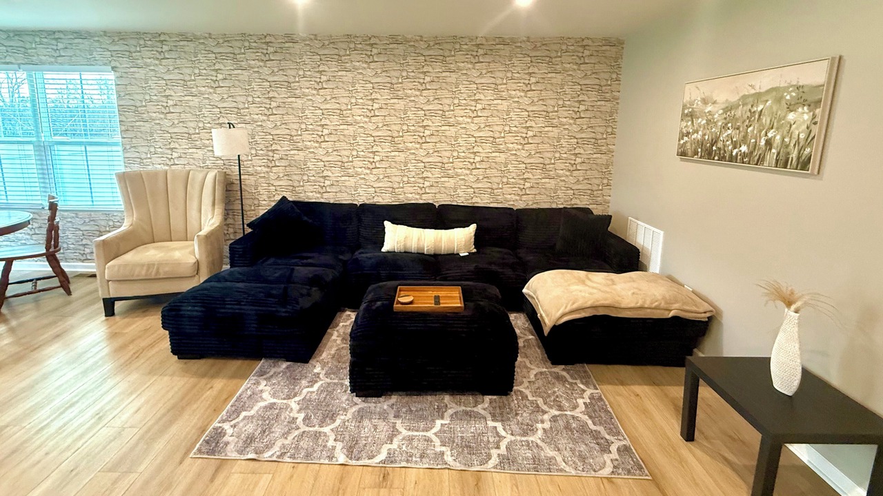 Photo of Livingroom in West Seneca