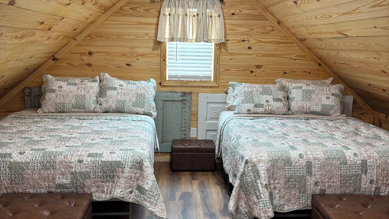 Photo of Bedroom in Dennis
