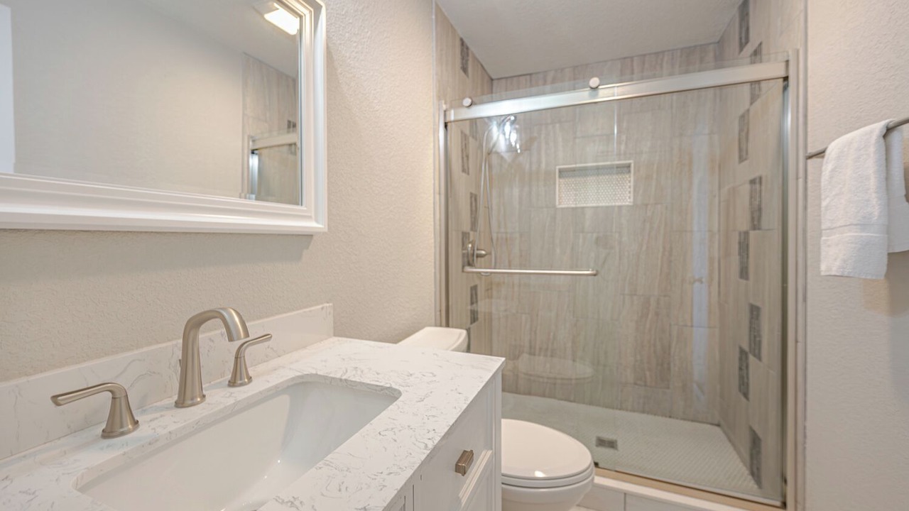 Photo of Bathroom in Colington