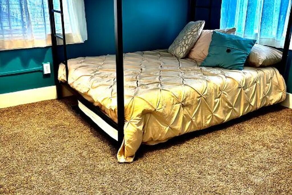 Photo of Bedroom in Fort Scott