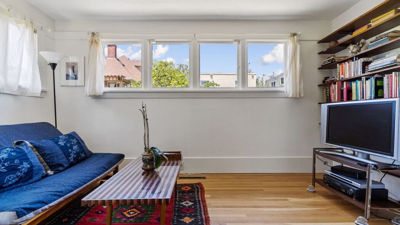 Photo of Livingroom in Berkeley