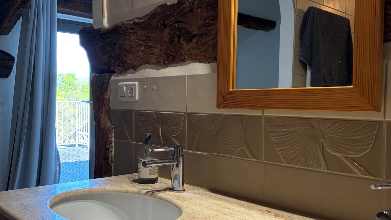 Photo of Bathroom in Saint-Beauzeil