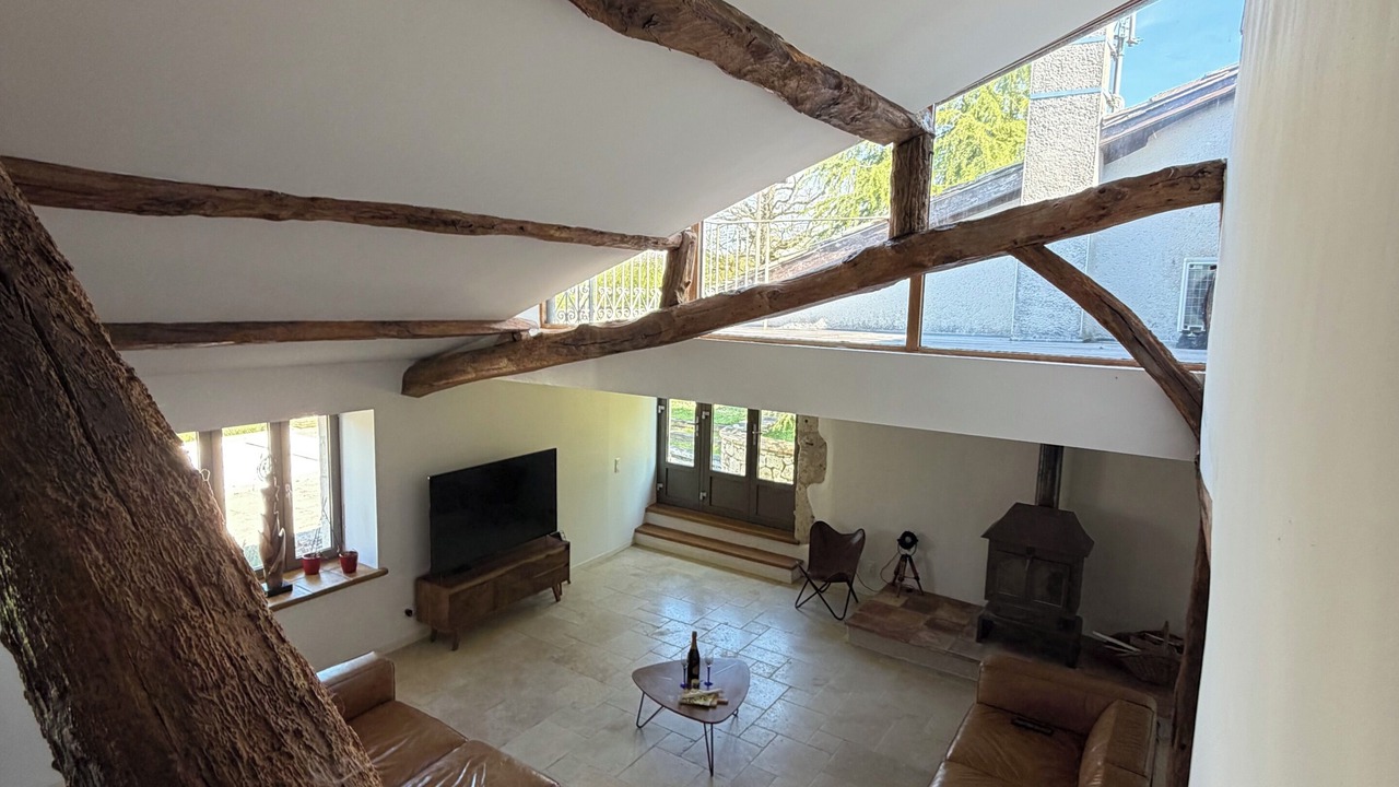 Photo of Livingroom in Saint-Beauzeil