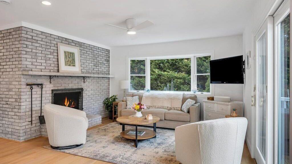 Photo of Livingroom in Tuckahoe