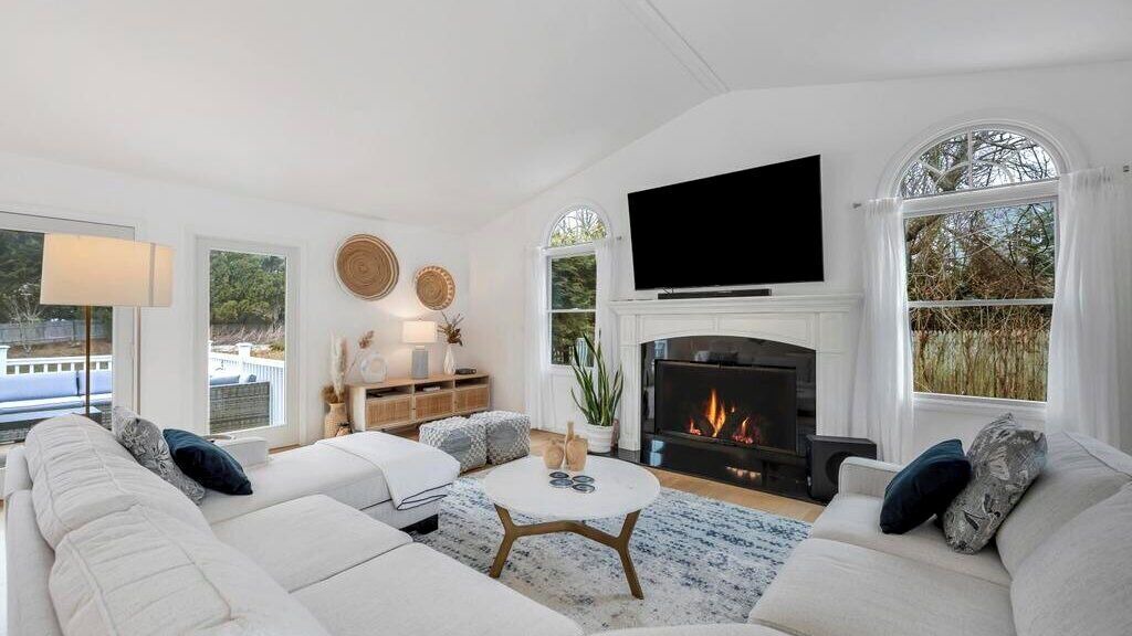 Photo of Livingroom in Tuckahoe