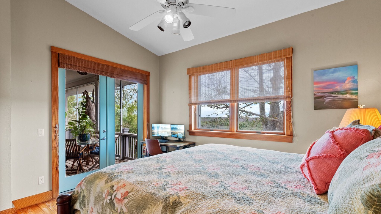 Photo of Bedroom in Bokeelia