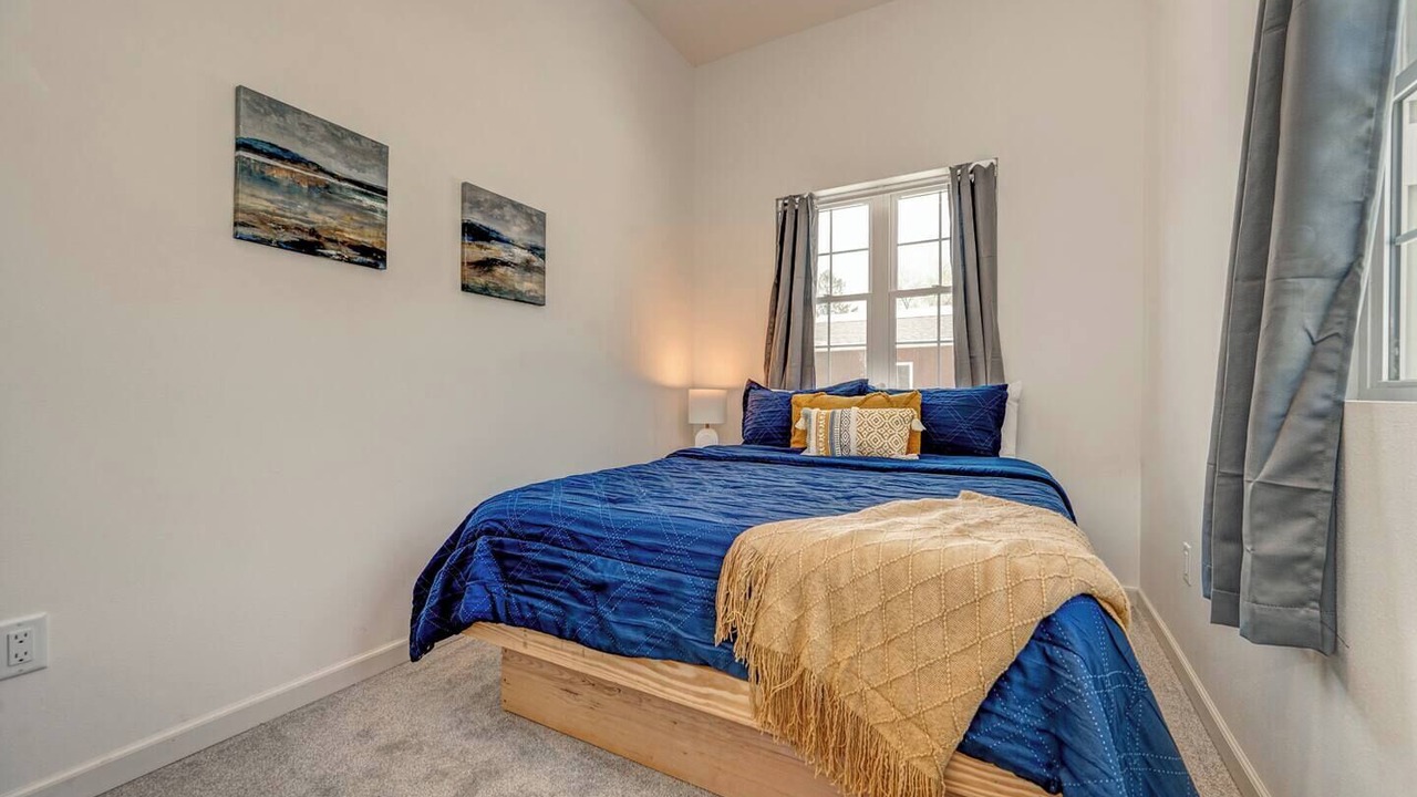 Photo of Bedroom in Spirit Lake