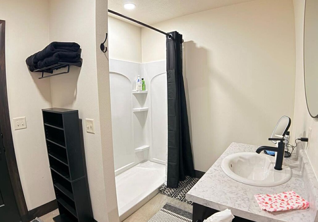 Photo of Bathroom in Renner