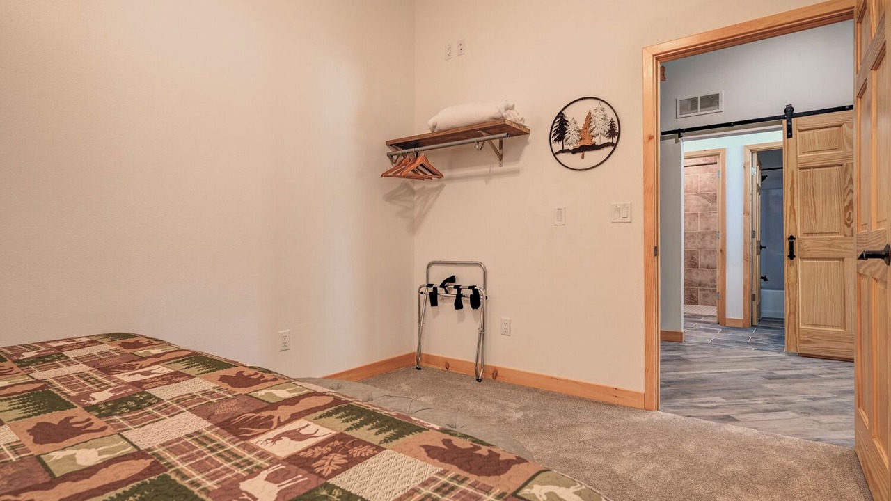 Photo of Bedroom in Spirit Lake