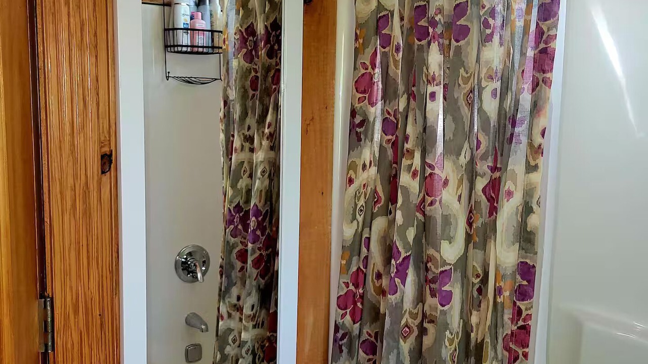 Photo of Bathroom in Oneida