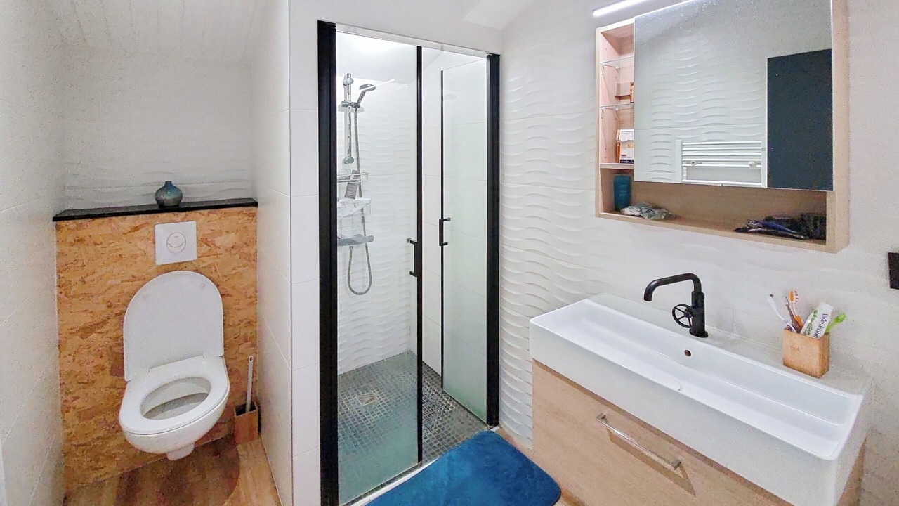 Photo of Bathroom in Challans