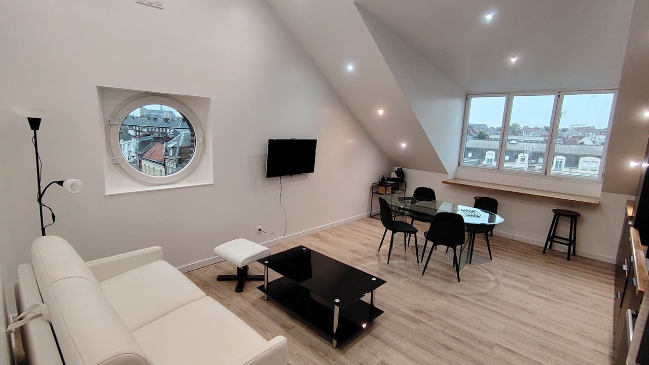 Photo of Livingroom in Saint-Honore - Jeanne d'Arc