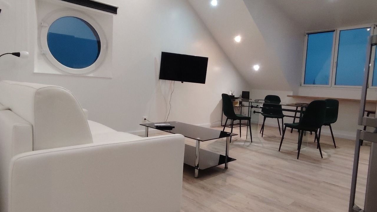Photo of Livingroom in Saint-Honore - Jeanne d'Arc