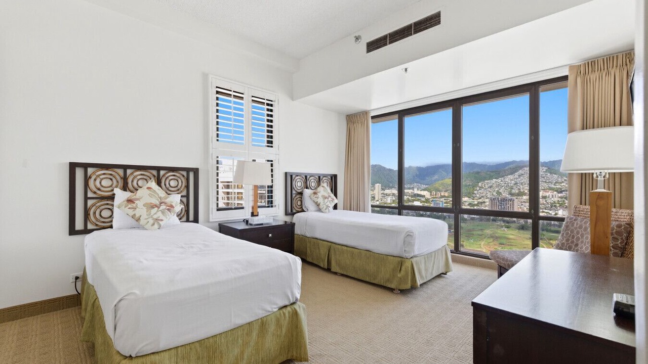 Photo of Bedroom in Waikiki
