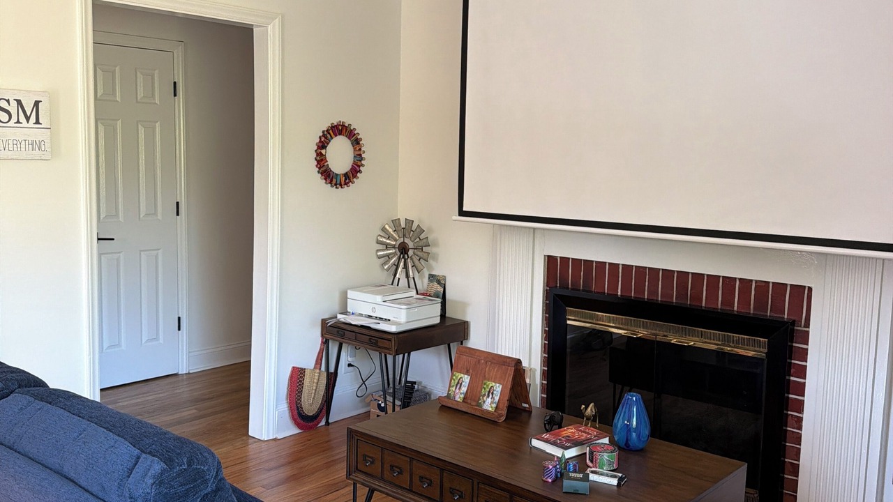 Photo of Livingroom in Durham
