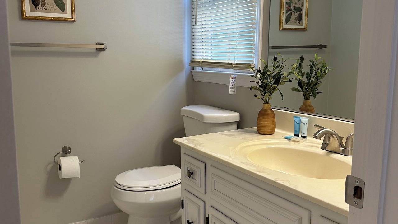 Photo of Bathroom in Forest Hills