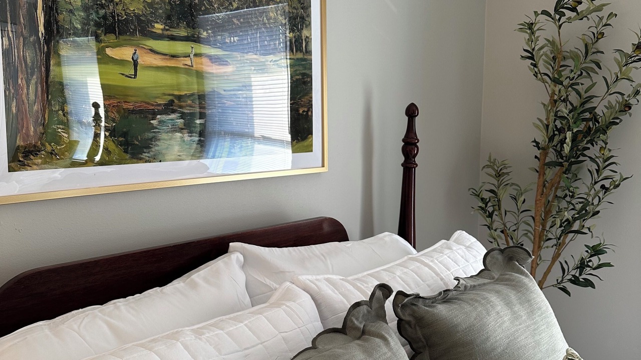 Photo of Bedroom in Forest Hills