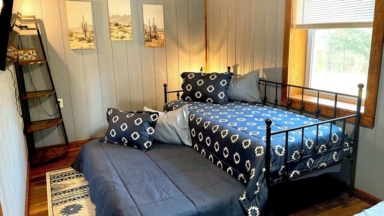 Photo of Bedroom in Hulbert