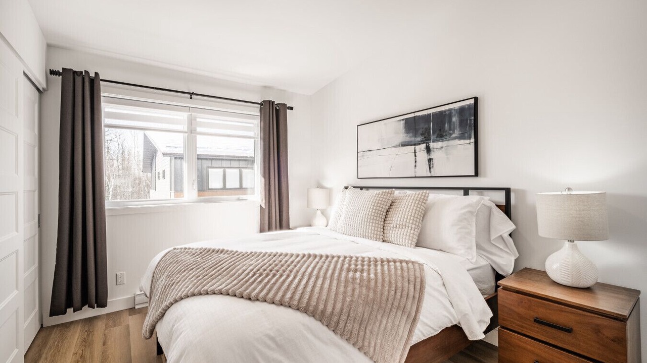 Photo of Bedroom in Magog