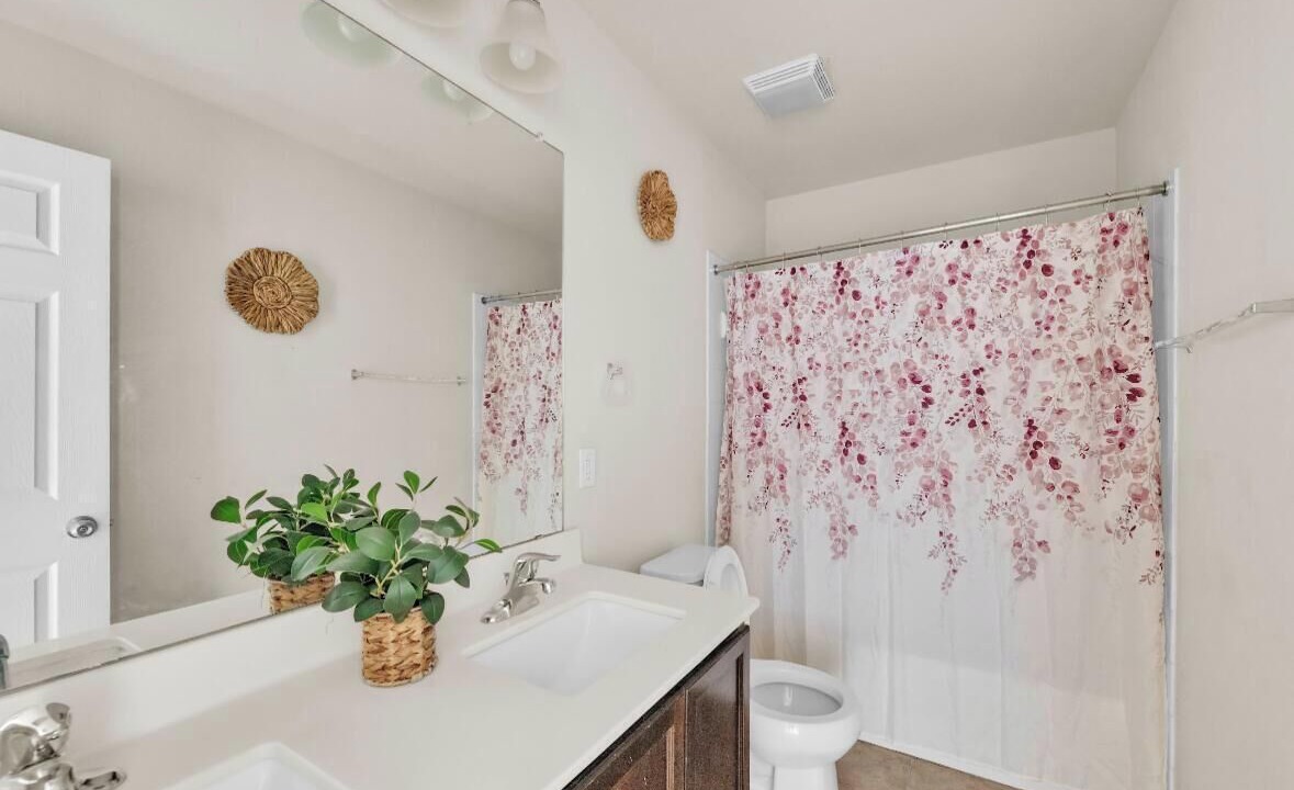Photo of Bathroom in Copperas Cove