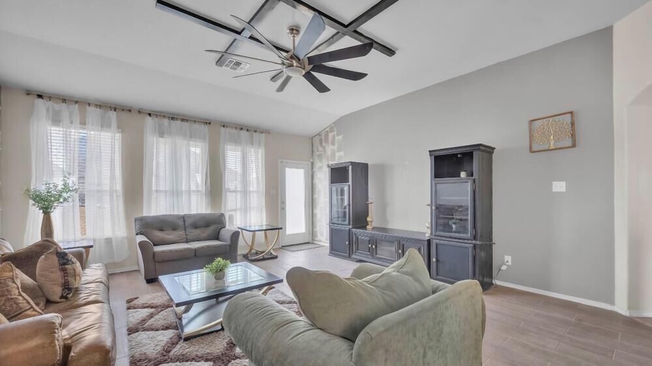 Photo of Livingroom in Copperas Cove