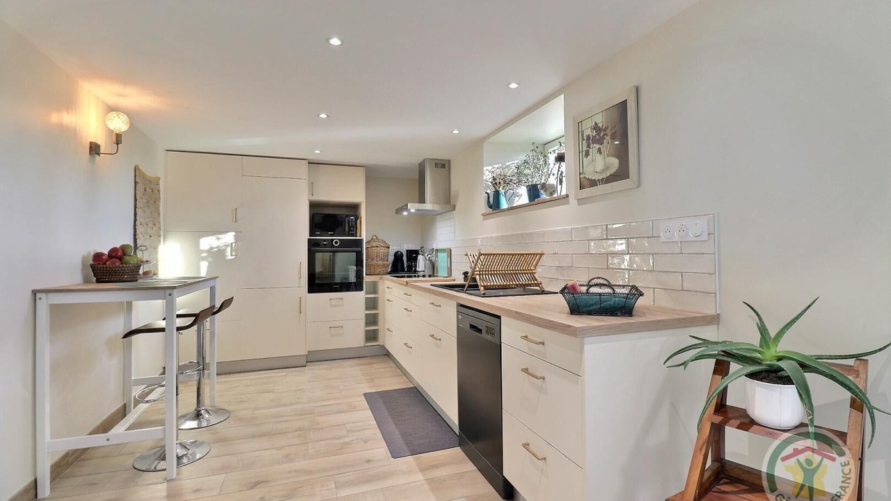 Photo of Kitchen in Saint-Sauveur-des-Landes