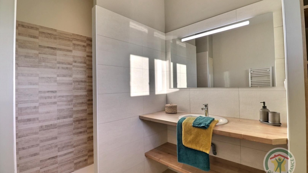 Photo of Bathroom in Saint-Sauveur-des-Landes